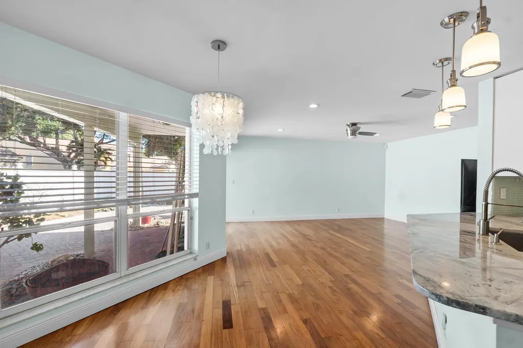 10152 Aspen Way Palm Beach Gardens FL 33410