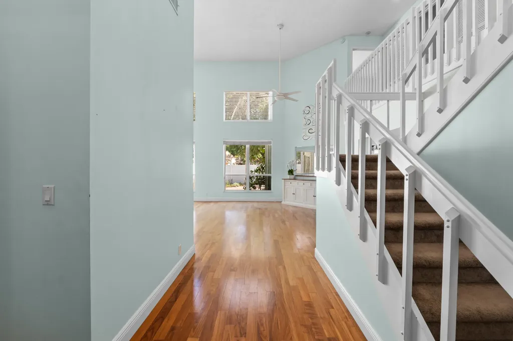 10152 Aspen Way Palm Beach Gardens FL 33410