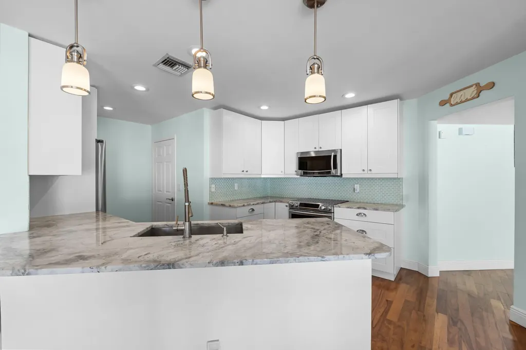 10152 Aspen Way Palm Beach Gardens FL 33410