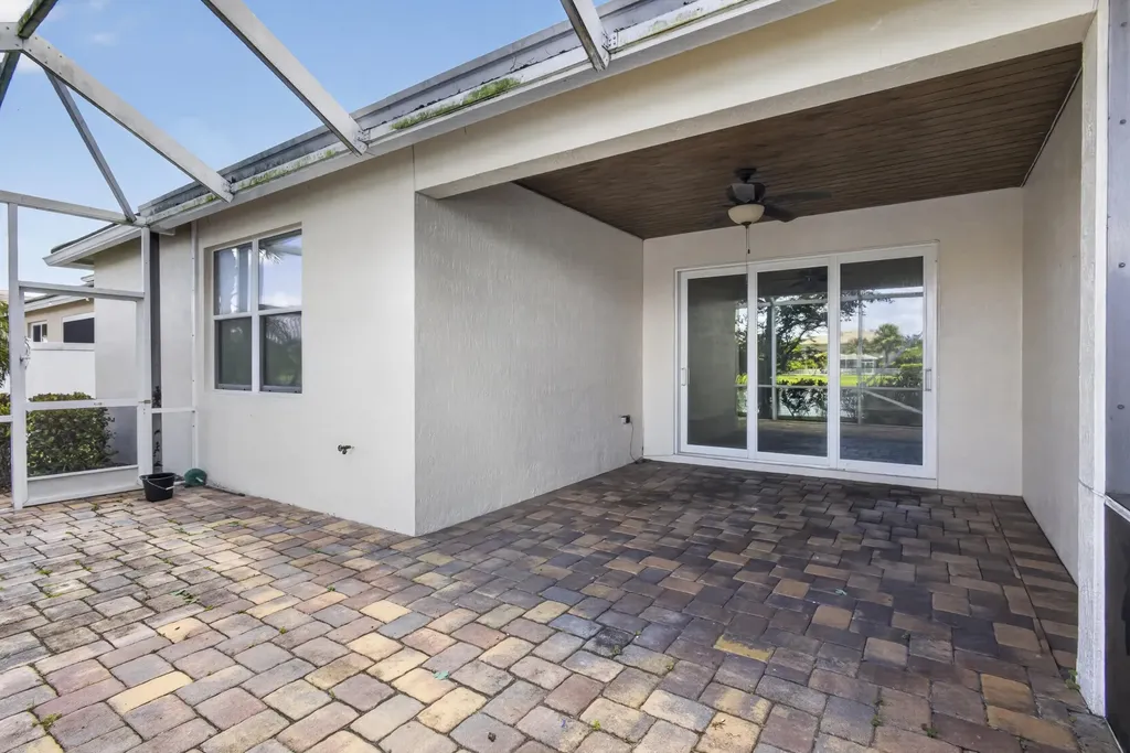 9202 Wrangler Drive Wellington FL 33467