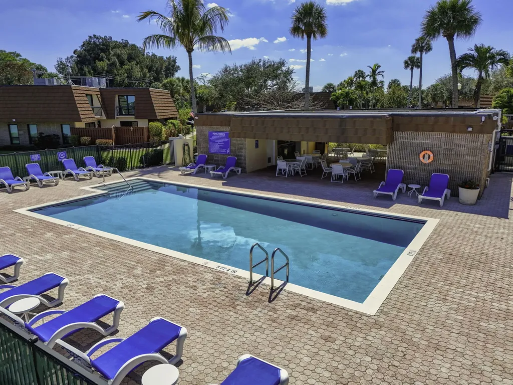 825 Center Street Jupiter FL 33458