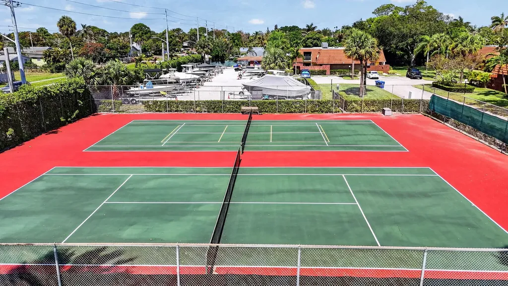 825 Center Street Jupiter FL 33458