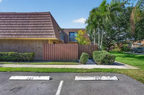 825 Center Street Jupiter FL 33458
