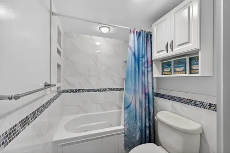 825 Center Street Jupiter FL 33458