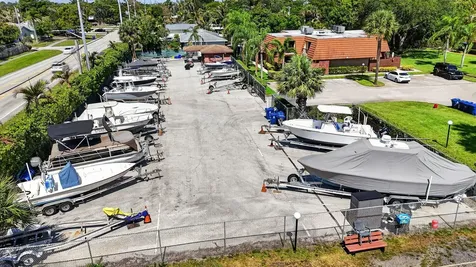 825 Center Street Jupiter FL 33458