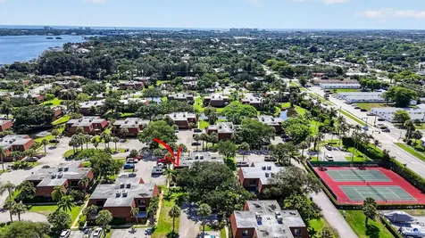 825 Center Street Jupiter FL 33458