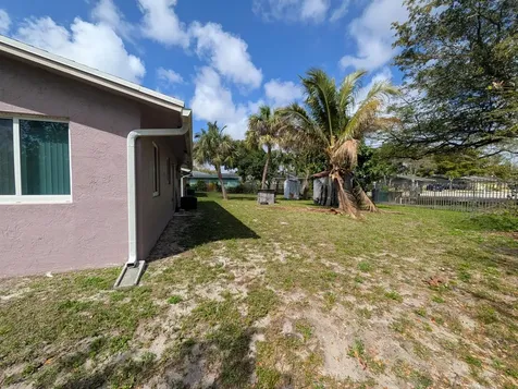 2761 NW 11th Place Fort Lauderdale FL 33311