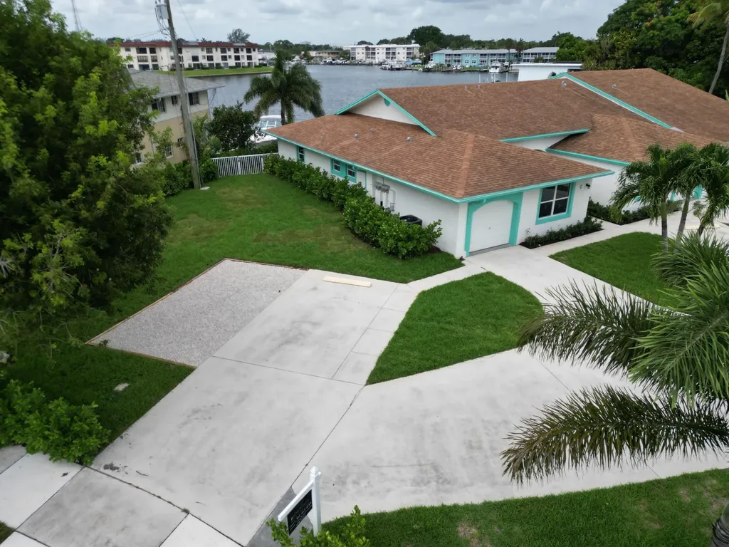 620 Southwind Circle North Palm Beach FL 33408