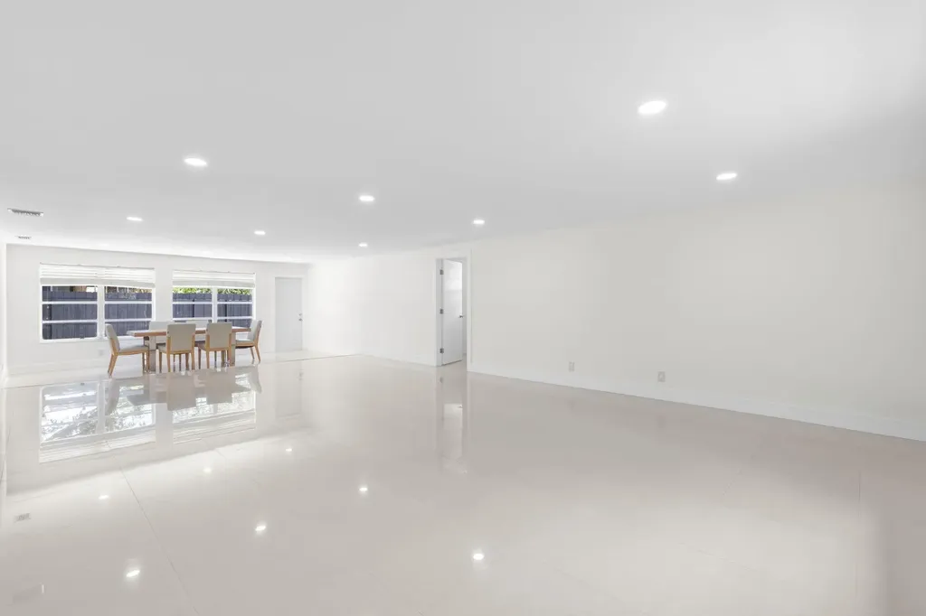 3262 Pierce Street Hollywood FL 33021