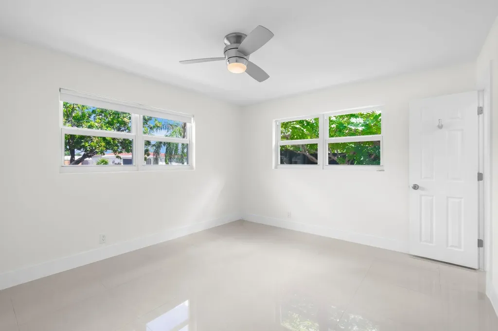 3262 Pierce Street Hollywood FL 33021