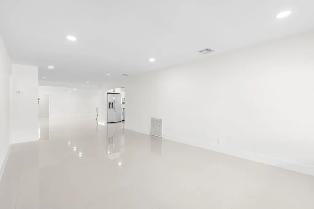 3262 Pierce Street Hollywood FL 33021