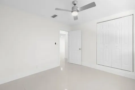 3262 Pierce Street Hollywood FL 33021