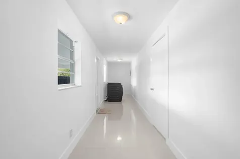 3262 Pierce Street Hollywood FL 33021