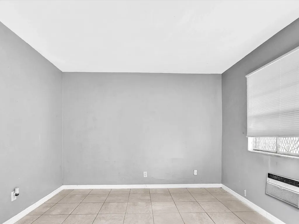 2915 Plunkett Street Hollywood FL 33020