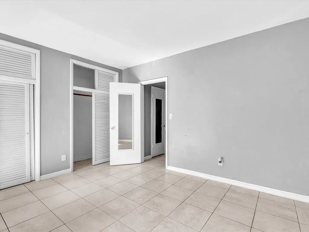 2915 Plunkett Street Hollywood FL 33020