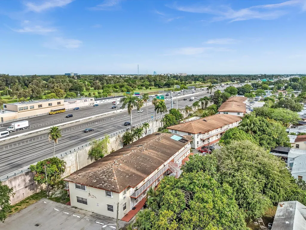 2915 Plunkett Street Hollywood FL 33020