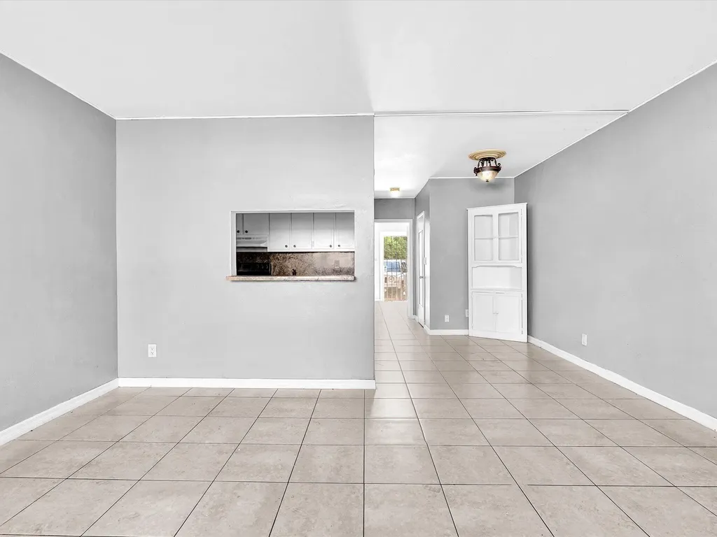 2915 Plunkett Street Hollywood FL 33020