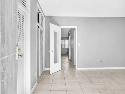 2915 Plunkett Street Hollywood FL 33020