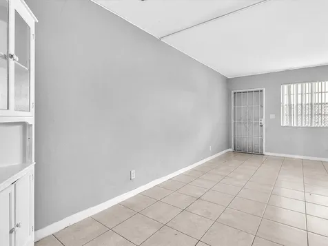 2915 Plunkett Street Hollywood FL 33020