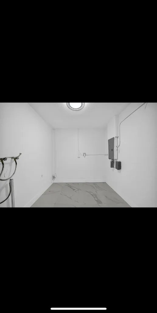 1112 NW 43rd Terrace Lauderhill FL 33313