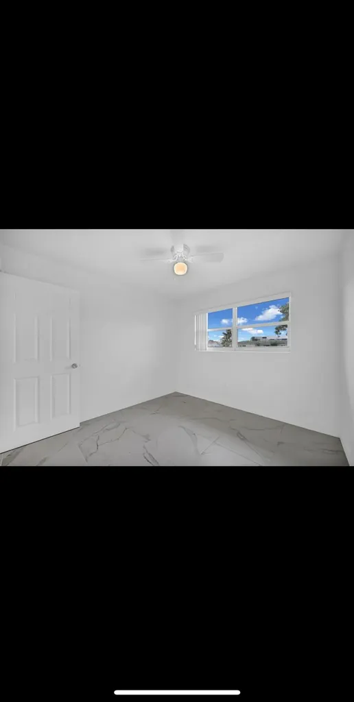 1112 NW 43rd Terrace Lauderhill FL 33313