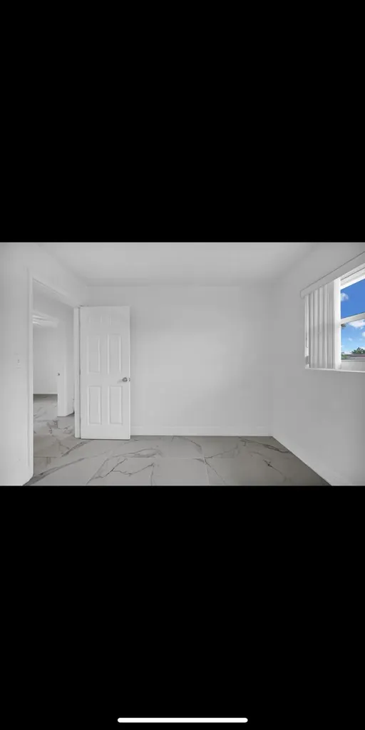 1112 NW 43rd Terrace Lauderhill FL 33313