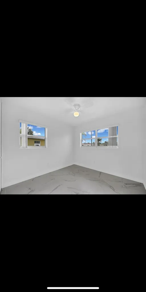 1112 NW 43rd Terrace Lauderhill FL 33313