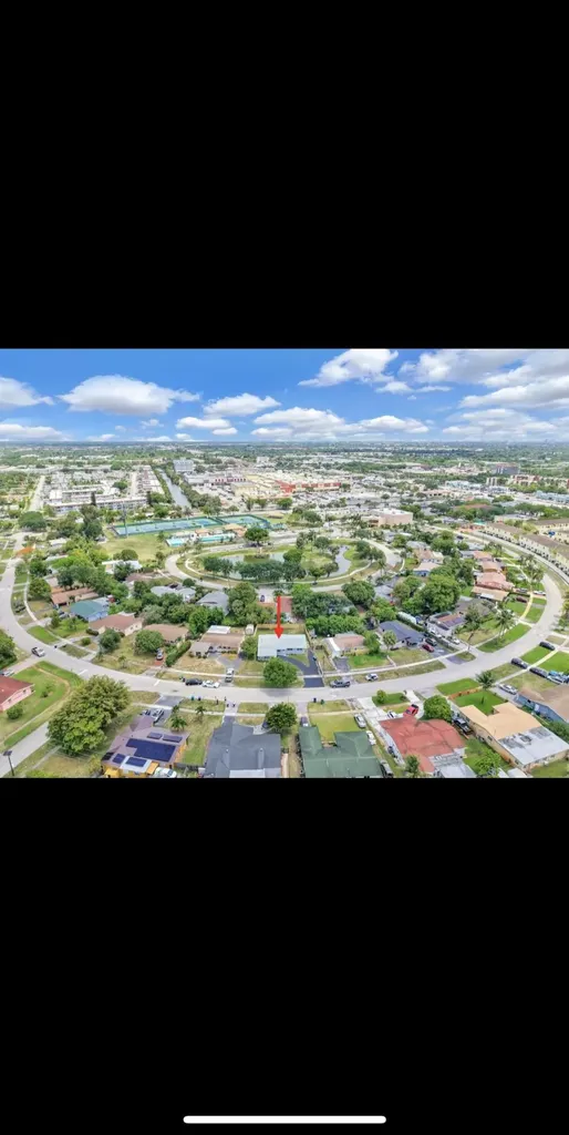 1112 NW 43rd Terrace Lauderhill FL 33313