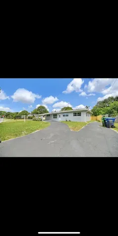 1112 NW 43rd Terrace Lauderhill FL 33313