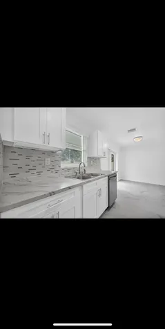 1112 NW 43rd Terrace Lauderhill FL 33313