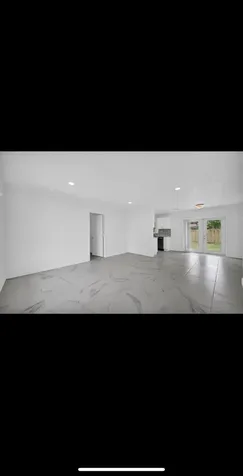 1112 NW 43rd Terrace Lauderhill FL 33313