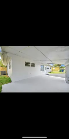 1112 NW 43rd Terrace Lauderhill FL 33313