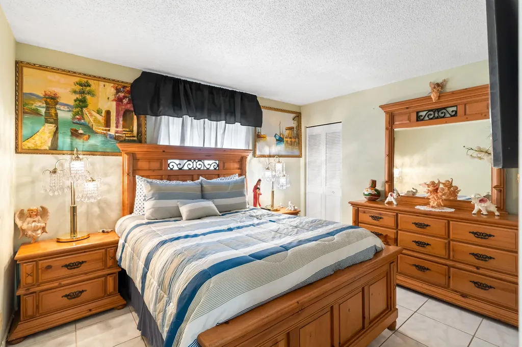 4996 Sable Pine Circle West Palm Beach FL 33417