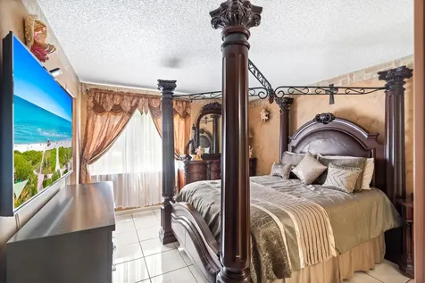 4996 Sable Pine Circle West Palm Beach FL 33417