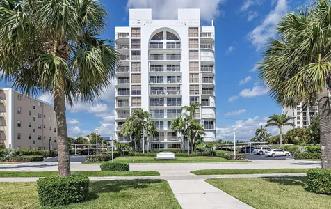 3901 S Flagler Drive West Palm Beach FL 33405