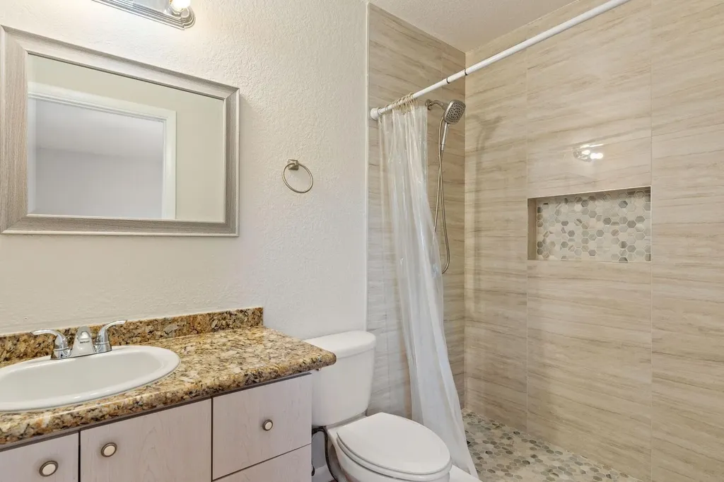 623 N L Street Lake Worth Beach FL 33460