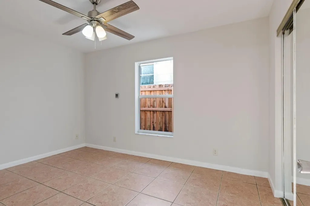 623 N L Street Lake Worth Beach FL 33460