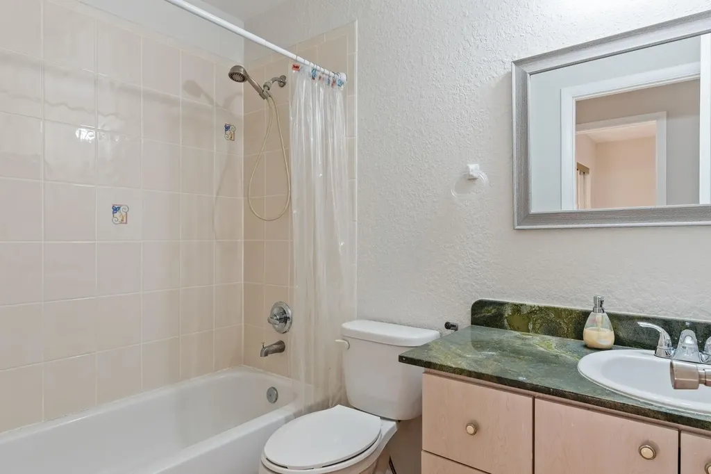 623 N L Street Lake Worth Beach FL 33460