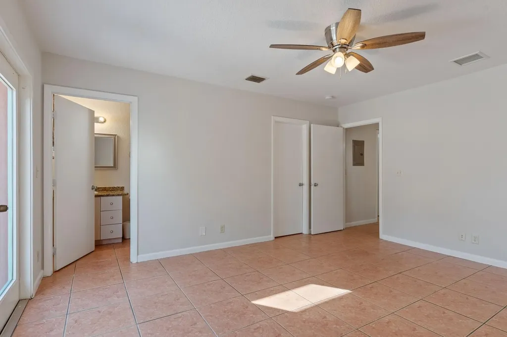 623 N L Street Lake Worth Beach FL 33460
