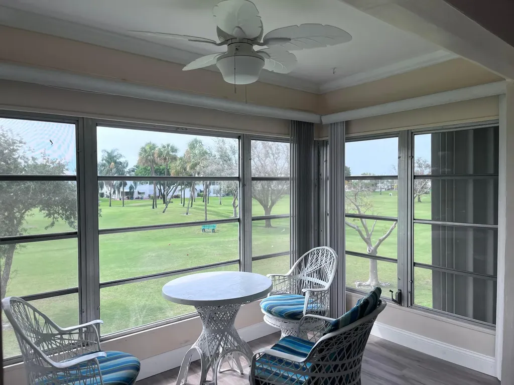 251 S Golf Pompano Beach FL 33064