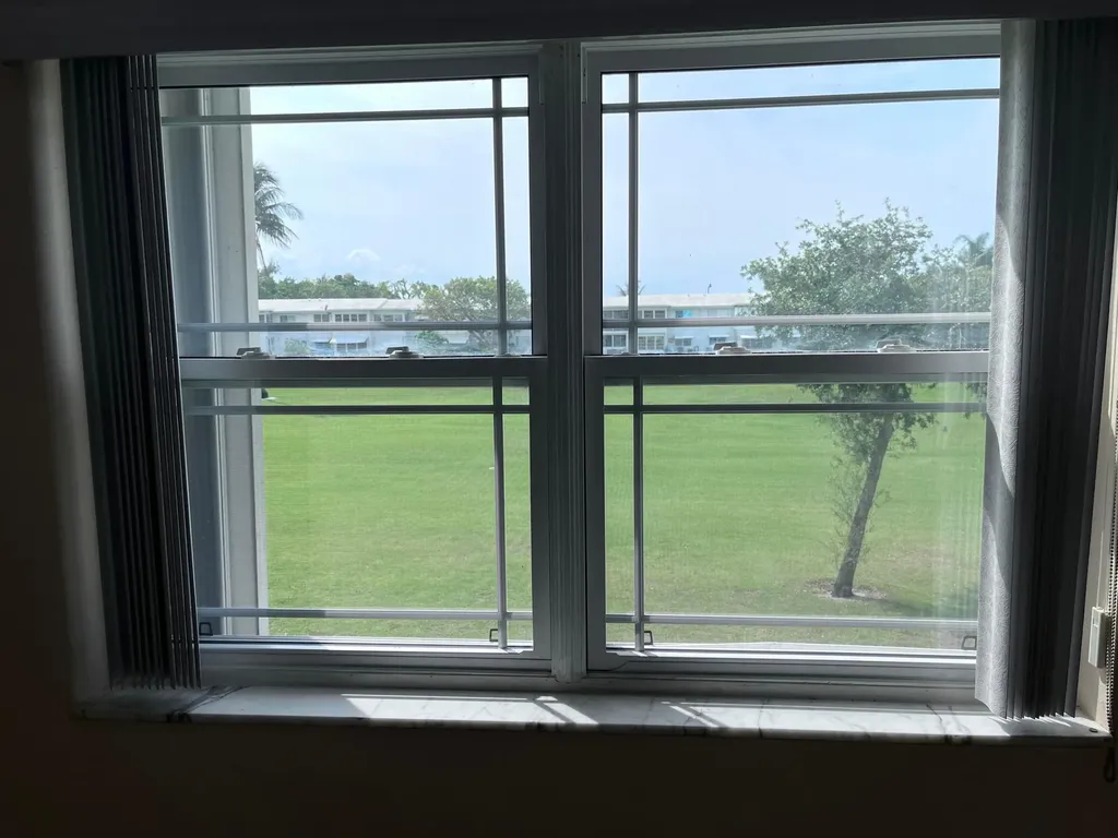 251 S Golf Pompano Beach FL 33064
