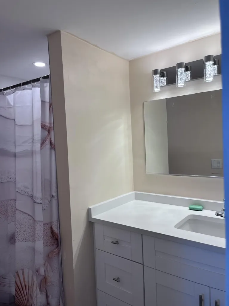 251 S Golf Pompano Beach FL 33064