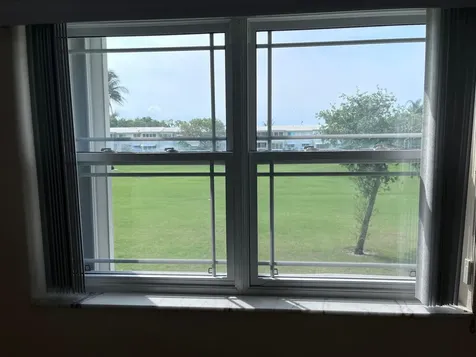 251 S Golf Pompano Beach FL 33064