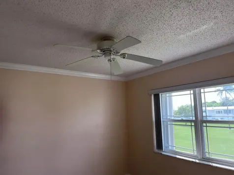 251 S Golf Pompano Beach FL 33064