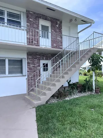 251 S Golf Pompano Beach FL 33064
