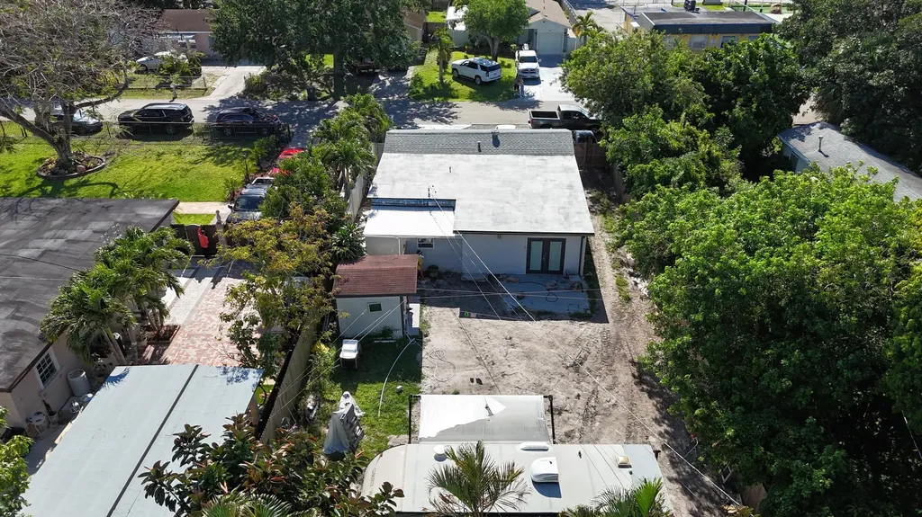 1152 Sunset Road West Palm Beach FL 33406