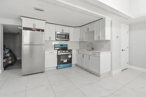 1152 Sunset Road West Palm Beach FL 33406