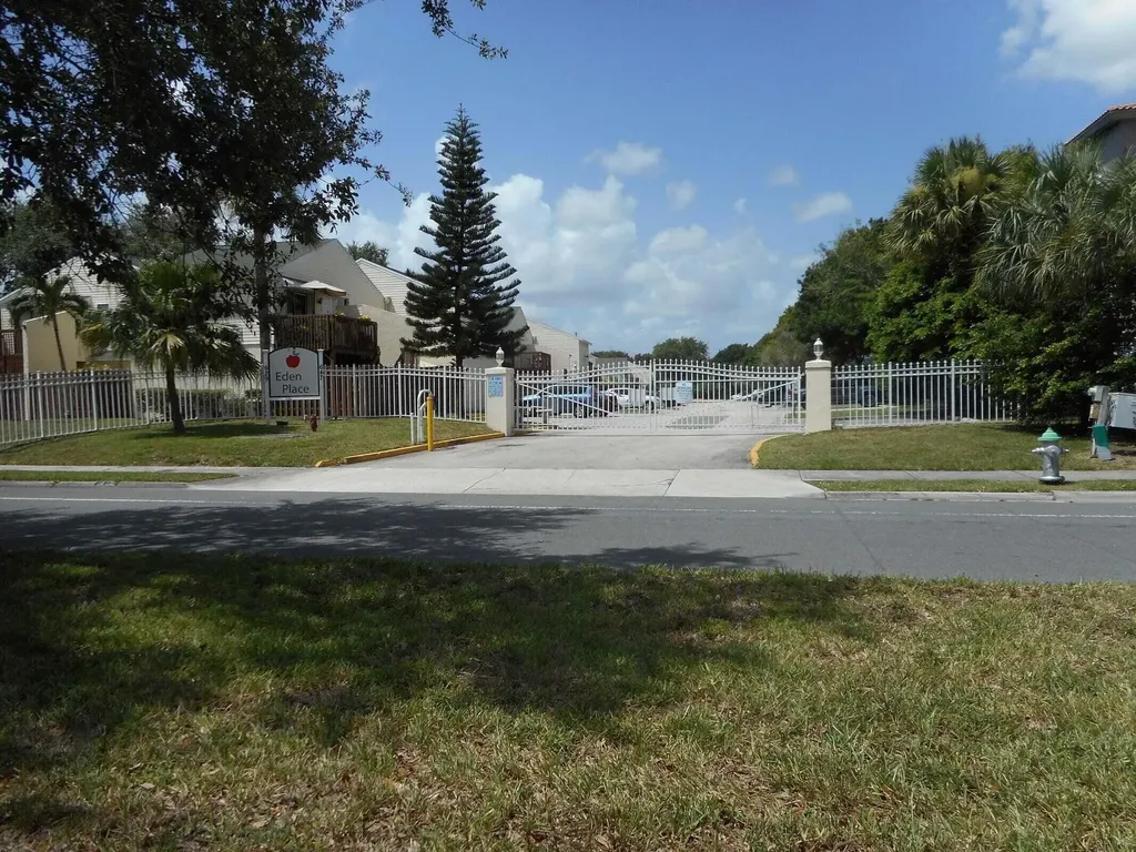 639 Executive Center Drive West Palm Beach FL 33401