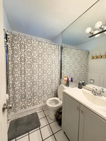 5326 NE 6th Oakland Park FL 33334