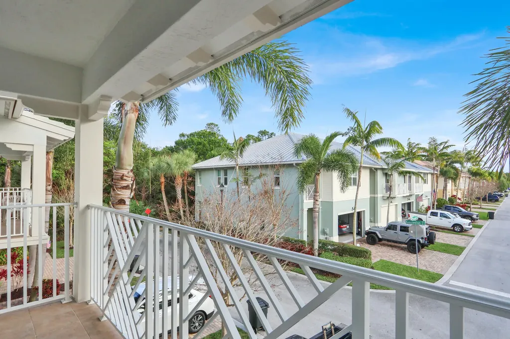 7113 Kensington Court Palm Beach Gardens FL 33418